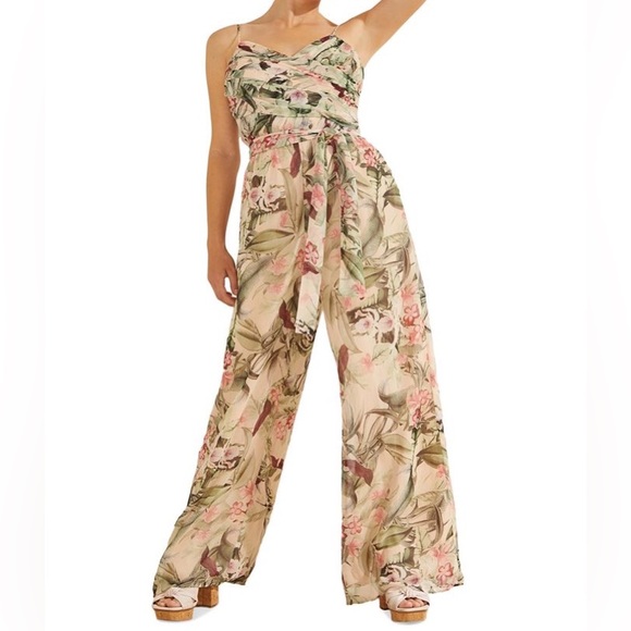 GUESS JUMPSUIT - Picture 2 of 5